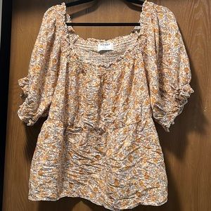 Old Navy peplum puff floral top